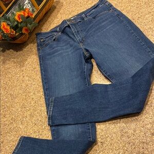 Levi Straus & Co. 720 High Rise Super Skinny Blue Jeans 31